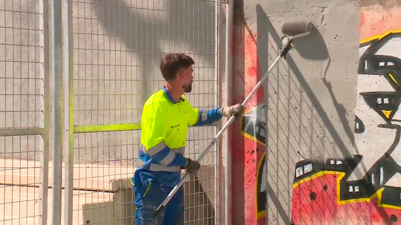 Móstoles premiado por eliminar eliminar 53.000 grafitis de sus paredes desde 2024