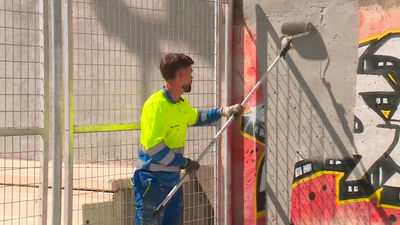 Móstoles premiado por eliminar eliminar 53.000 grafitis de sus paredes desde 2024