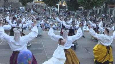 El Escorial celebra el XIII Festival Folklórico dentro de las Fiestas de San Bernabé