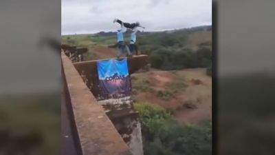 Muere en Brasil una joven de 21 años tras ser lanzada al vacío sin cuerda haciendo 'puenting'
