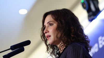 Ayuso augura para el PSOE la "semana más negra" que recuerda la democracia española