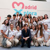 Ayuso recibe a los 20 jóvenes que viajarán a Egipto por su excelencia académica