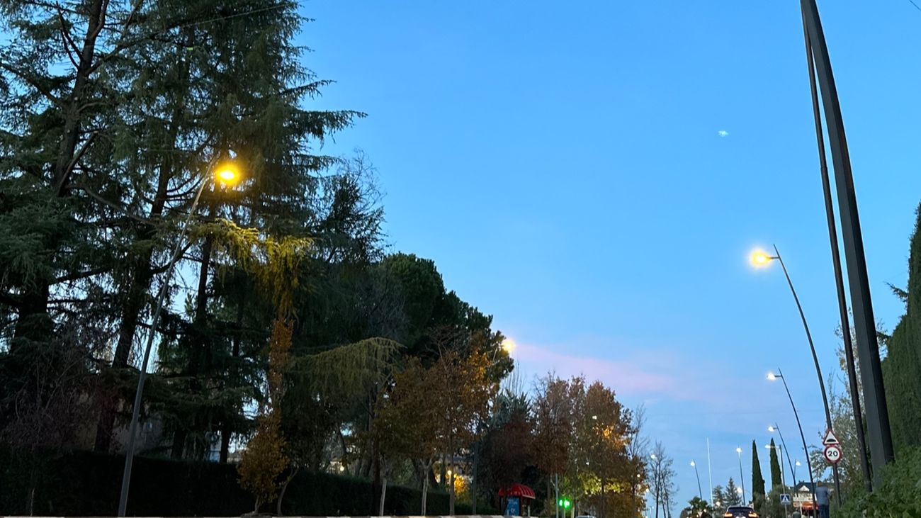 Nuevas farolas en una calle de Majadahonda