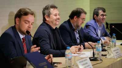 La Comunidad homenajea a Jacinto Benavente con una edición facsímil de 'Los intereses creados'