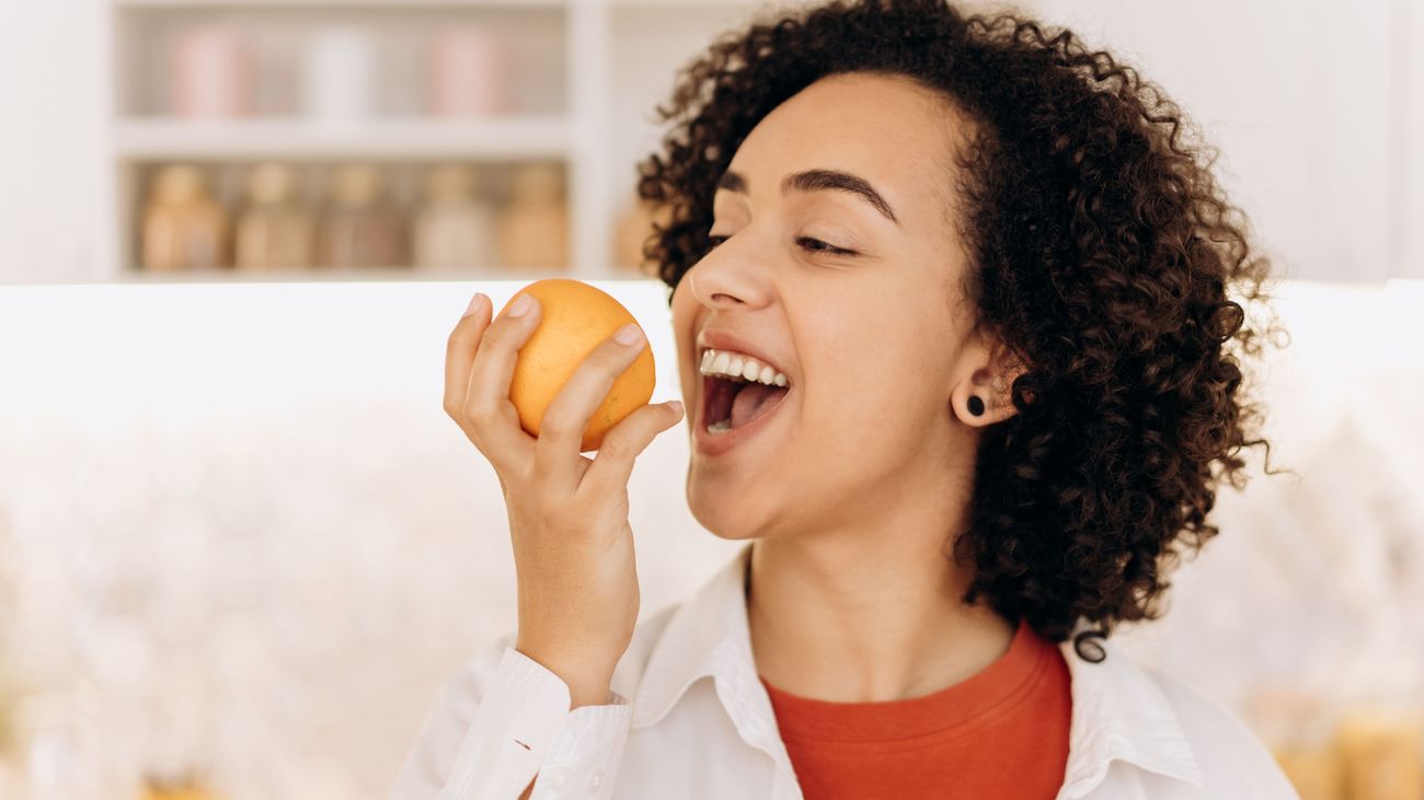 Qué alimentos comer para mantener la piel hidratada y protegida frente al calor