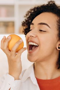 Qué alimentos comer para mantener la piel hidratada y protegida frente al calor
