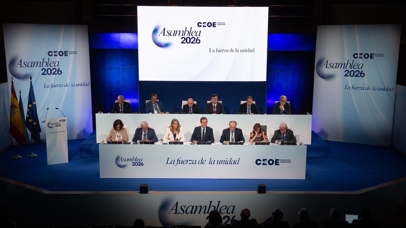 Preocupación entre los empresarios por el "panorama político desolador"