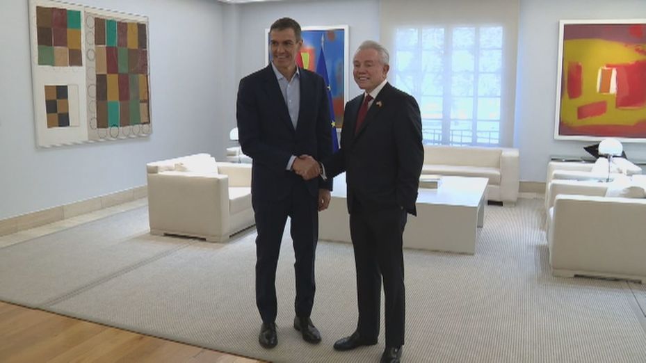 Sánchez traslada al embajador de EEUU su voluntad de fortalecer vínculos trasatlánticos