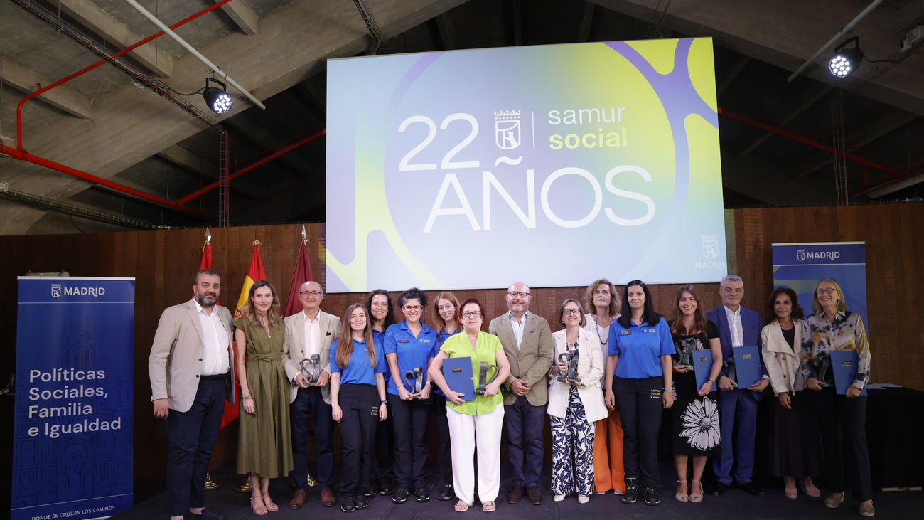La capital reconoce a profesionales del SAMUR Social en su 22º aniversario