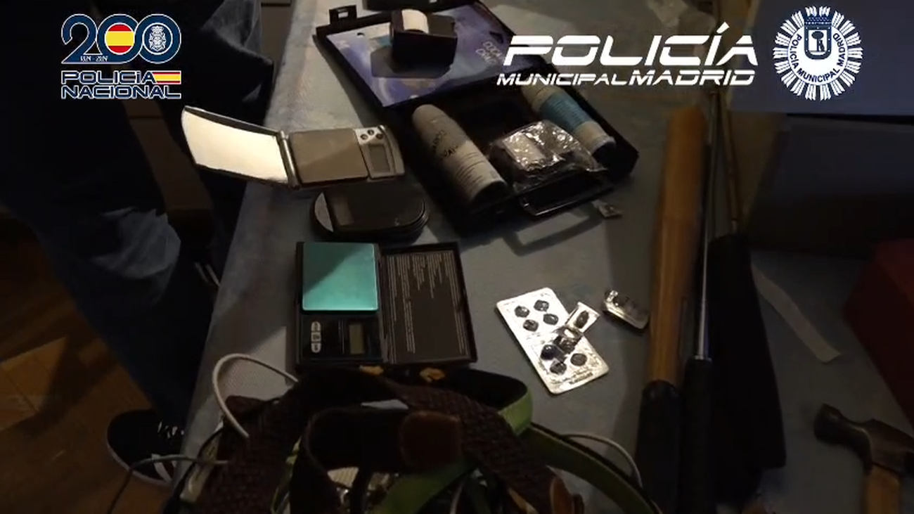 La Policía desarticula un punto de venta de droga en un piso de Moncloa