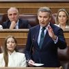 Feijóo llama "cobarde" a Sánchez por "amordazar" al Parlamento