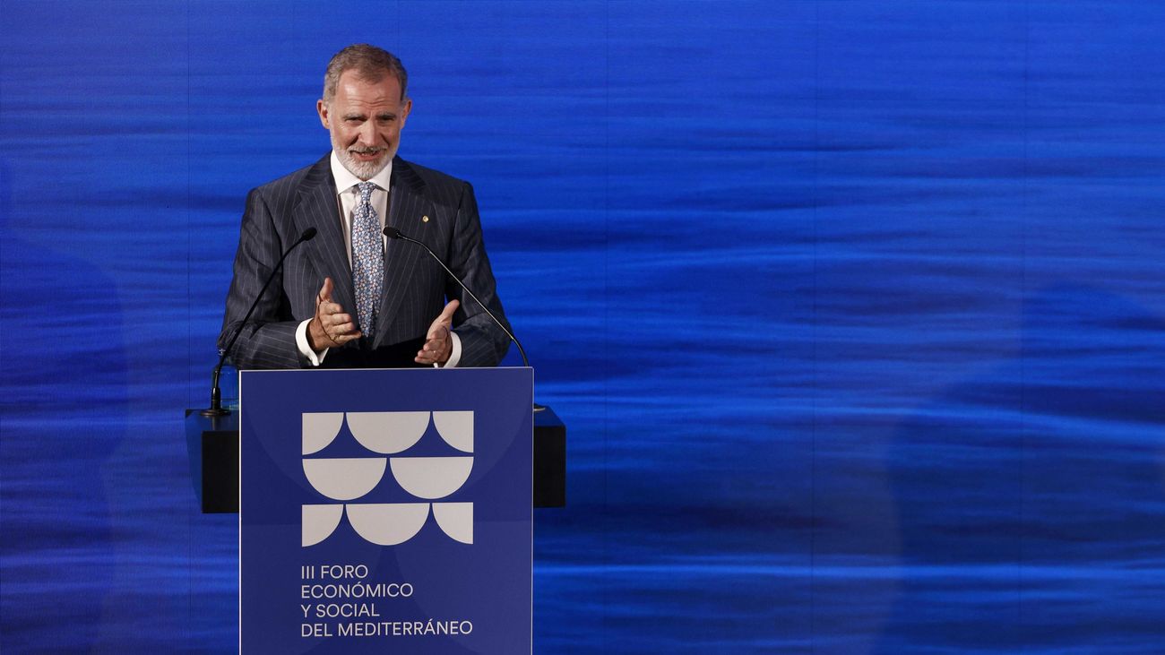 El rey llama a "preservar los espacios de diálogo" en el actual contexto internacional