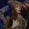 Hiba Abouk y Esther Acebo cierran la temporada de los Teatros del Canal con 'Cucaracha'