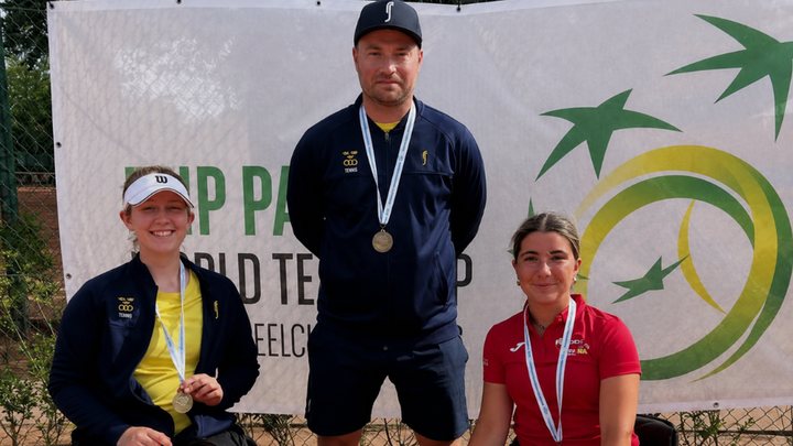Carmen Lobo se cuelga el bronce en el Campeonato del Mundo Júnior de tenis en silla