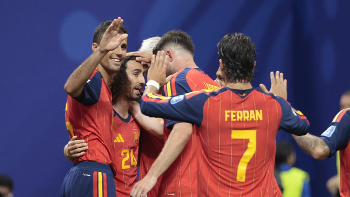 A España le vale el empate contra Uruguay para clasificarse para dieciseisavos