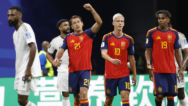 4-0. España reacciona con una goleada plácida a Arabia Saudí