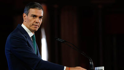 Sánchez calla, Moncloa y PSOE miran para otro lado y Puente se chotea de la sentencia que considera "aleccionadora"