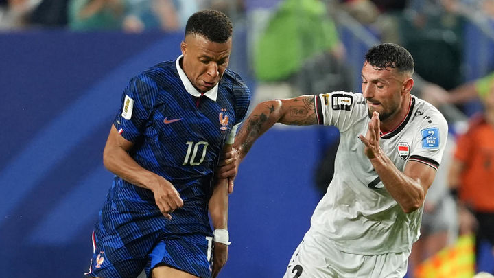 3-0. Francia, goleada a Irak y doblete de Mbappé