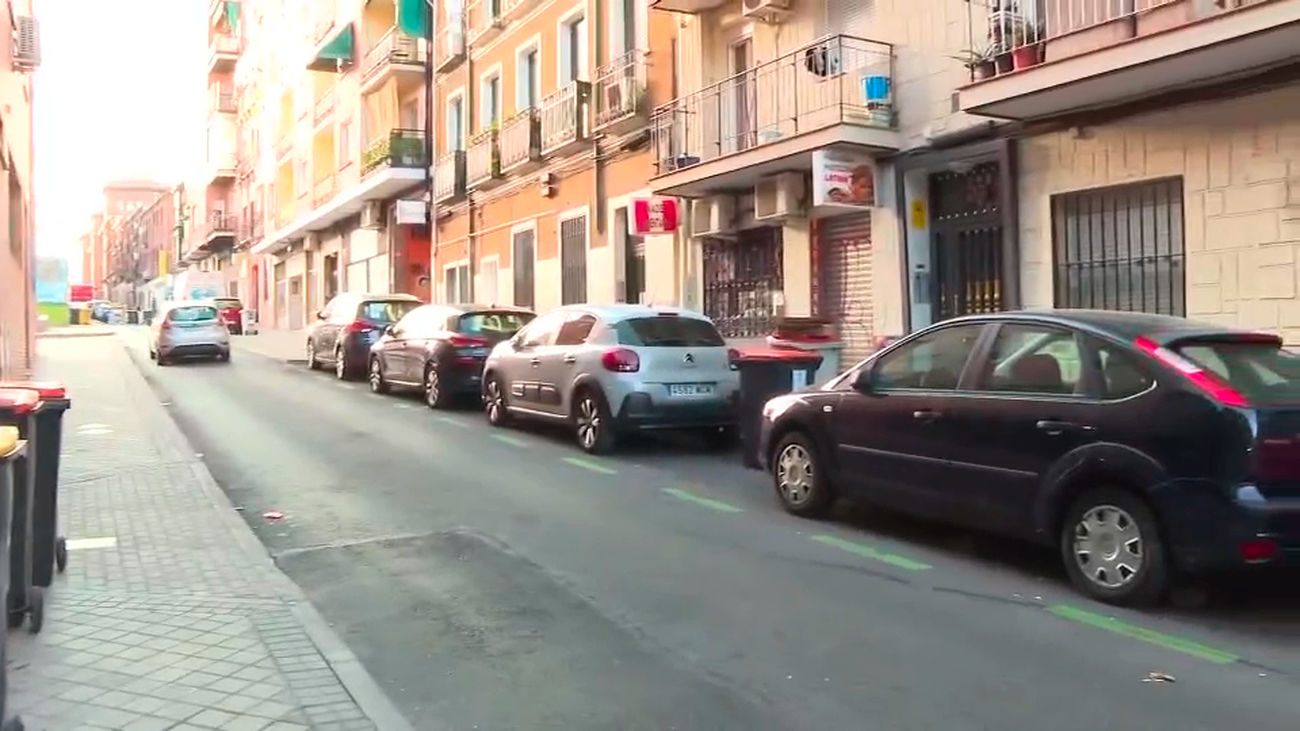 Detenidos unos padres en un piso de Tetuán y la Policía rescata a su bebé, que dio positivo en cocaína