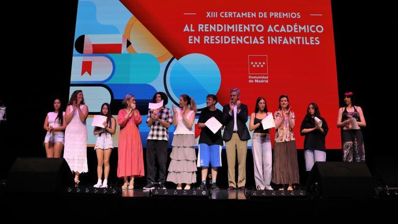 Menores tutelados por la Comunidad premiados por su excelencia académica