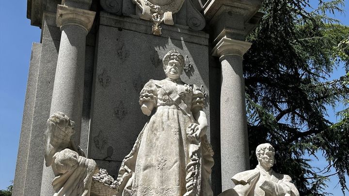 Monumento dedicado a 'La Chata' en Madrid
