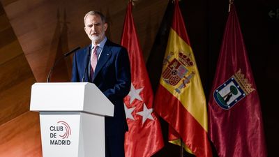 El Rey llama a seguir confiando en la democracia en estos días "un tanto oscuros"