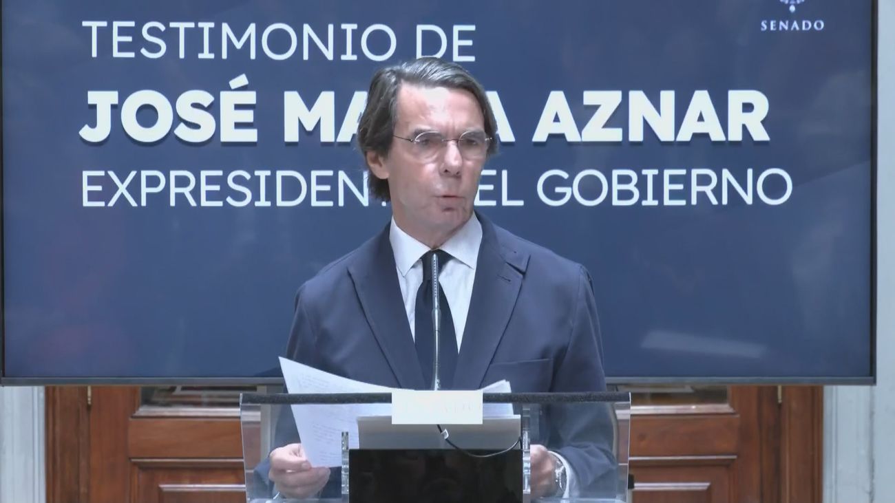 Aznar critica los pactos entre el Gobierno y Bildu: "Hoy está en juego hacer efectiva la derrota de ETA"
