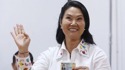 Fujimori espera ser proclamada presidenta electa de Perú, pero Roberto Sánchez no la reconocerá