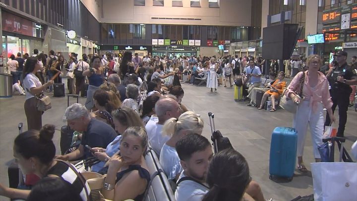 Jornada caótica en los AVE entre Madrid y Andalucía por dos incidencias en 24 horas
