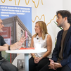 La Comunidad de Madrid ofrece formación con ayudas económicas, al transporte y a la conciliación