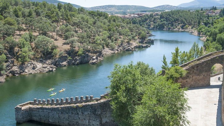 Canoas en Buitrago de Lozoya / COMUNIDAD DE MADRID