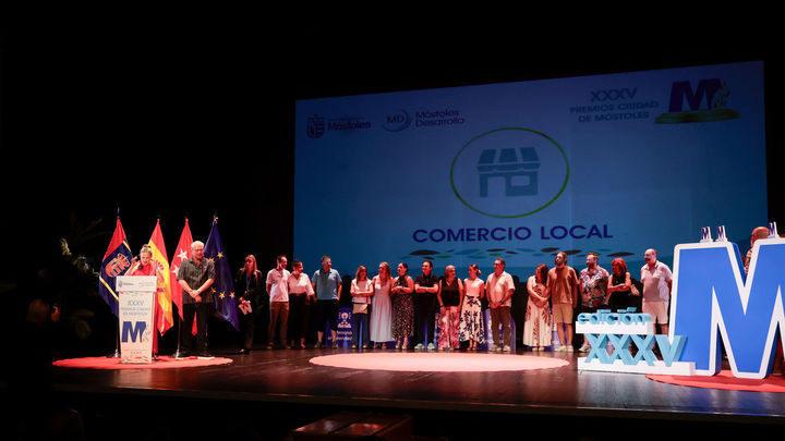 Imagen de un momento de la gala de los XXXV edición de los Premios Ciudad de Móstoles / TELEMADRID