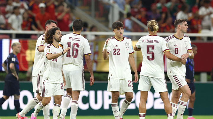 0-1. España primera y adiós de Uruguay