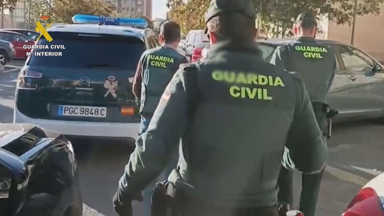 Detenido en Alicante un ciberpederasta que engañó a más de 20 víctimas durante una década
