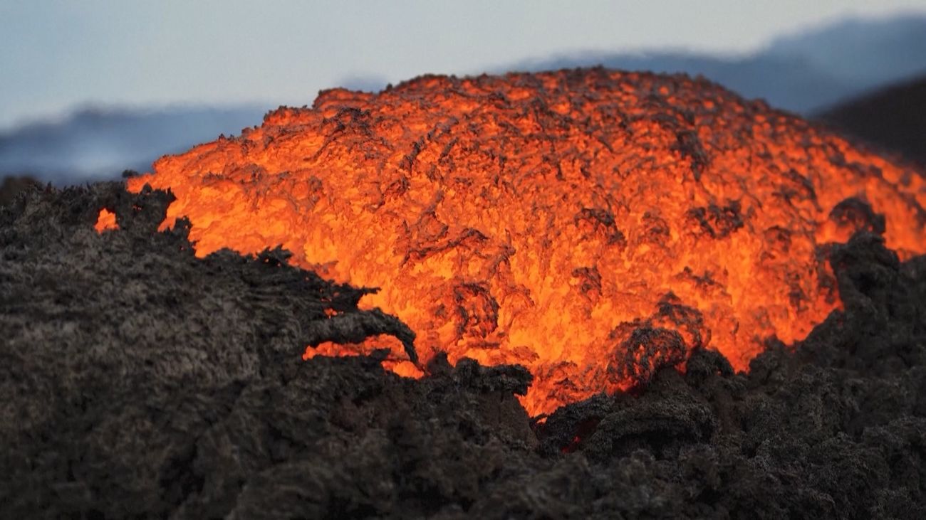 Italia intensifica la vigilancia del volcán Etna por una nueva erupción de lava