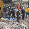 Continúa el agónico rescate de Hernán, el superviviente que lleva siete días bajo los escombros en Venezuela