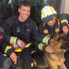 Bomberos consiguen liberar un cachorro de pastor alemán atrapado, en Majadahonda