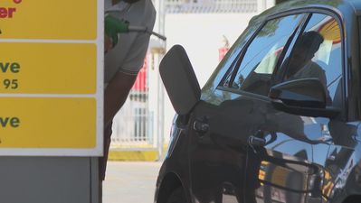 Arranca la primera gran operación salida del año con la preocupación por el aumento del precio del combustible