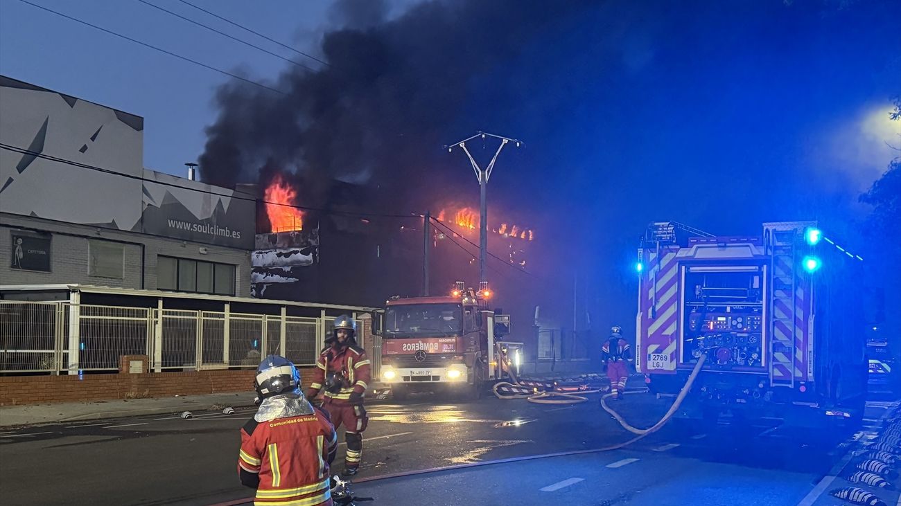 Estabilizado un incendio sin heridos declarado en una nave de Leganés