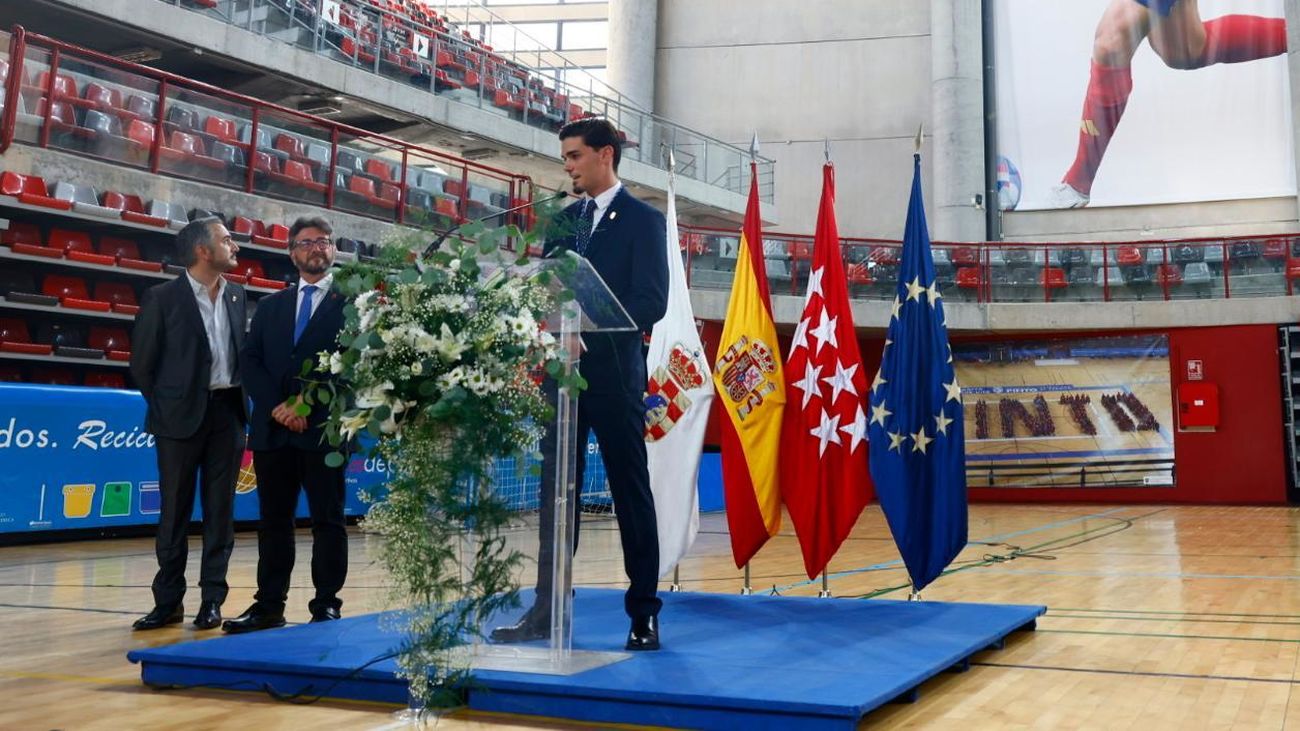 Homenaje al futbolista pinteño Miguel Gutiérrez, oro olímpico en 2024, nombrado Hijo Predilecto