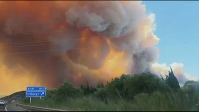El fuego del Ampurdán quema 1.280 hectáreas y avanza sin control