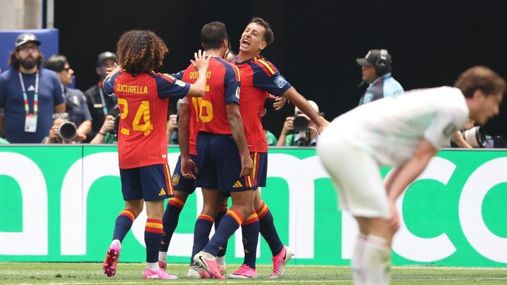 DIECISEISAVOS: Una España muy superior a Austria se planta en octavos (3-0)