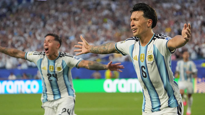 3-2. Argentina suda para pasar a octavos y evita la hazaña de Cabo Verde