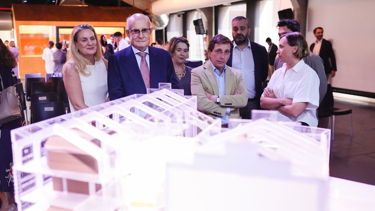 El Ayuntamiento cede por 50 años la Serrería Belga a la Fundación Colección Pérez Simón