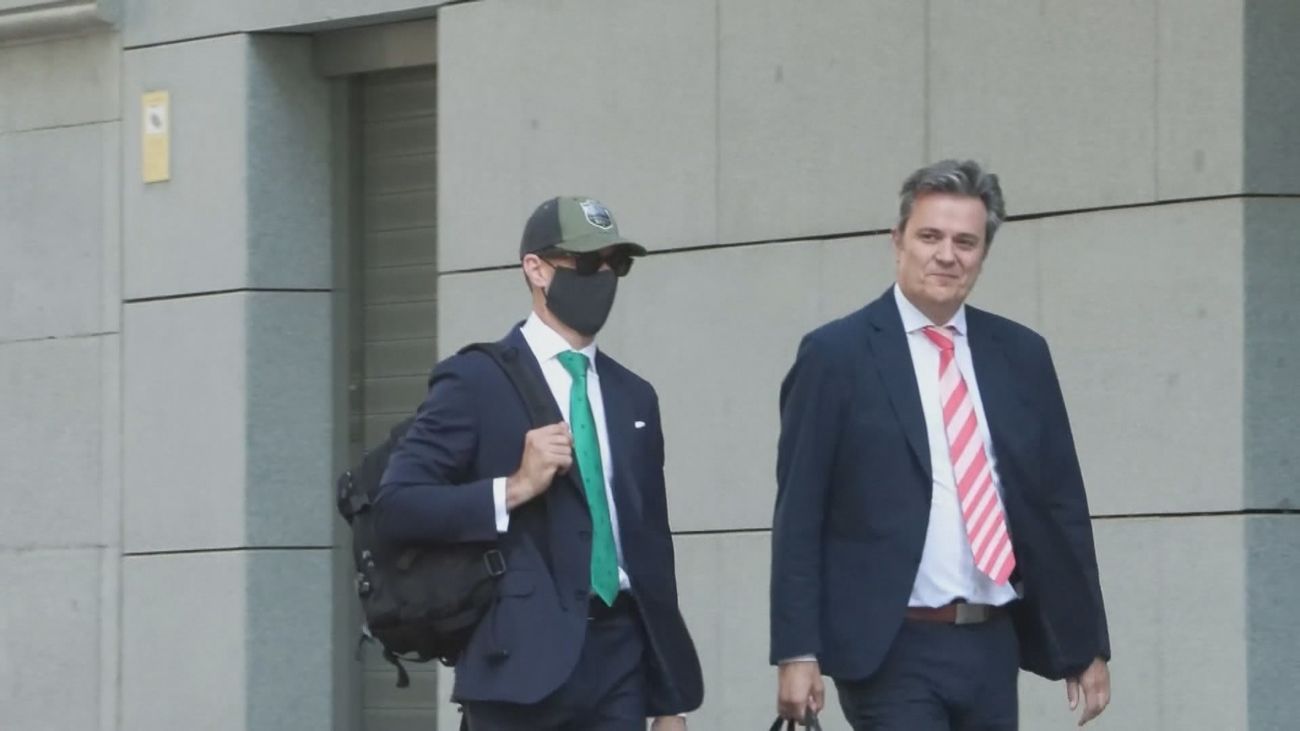 Leire Díez ofreció a Rubén Villalba hacerle "asesor" de la directora general de la Guardia Civil y dijo que venía de parte del 'one'