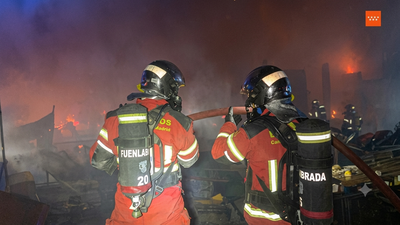 Bomberos de Fuenlabrada asumen gastos de reparación y mantenimiento de su parque