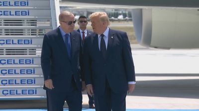 Trump critica a los aliados europeos por no ayudar a EEUU en Irán y cuestiona el gasto en la OTAN