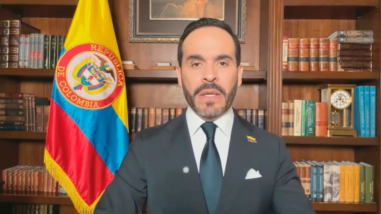 El presidente electo de Colombia, Abelardo de la Espriella, acusa a Petro de orquestar un "golpe de Estado"