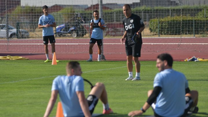 El Rayo Vallecano arranca la pretemporada con Beñat San José al frente