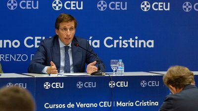 Almeida ve la hiperregulación como un "impuesto a la vivienda"